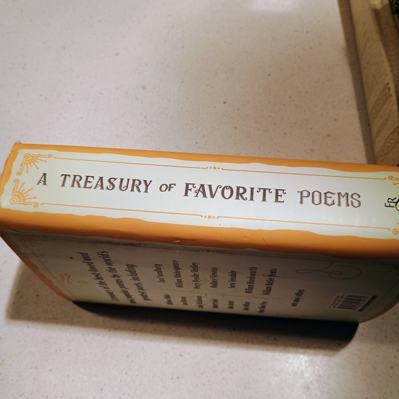 A Treasury of Favorite Poems Book - Picture 2 of 5